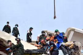 Đoàn cứu hộ Việt Nam đưa 54 nạn nhân tại Venezuela ra khỏi đống đổ nát
