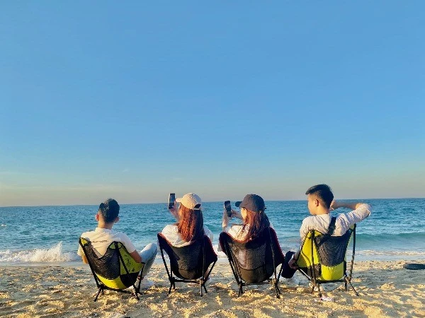 Biển Hàm Rồng “tọa độ chill” lý tưởng cho mùa hè ở Huế