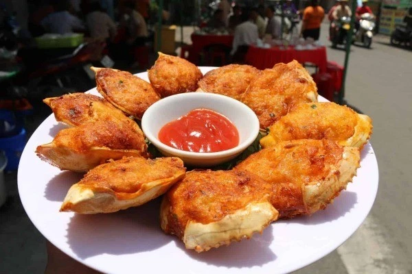 Du lịch Cửa Lò ăn gì cho đúng chất biển xứ Nghệ?