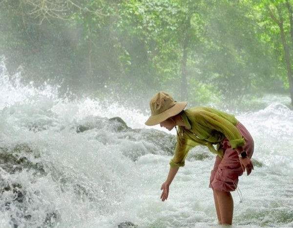 Trải nghiệm trekking thác Khe Dầu, hòa mình vào thiên nhiên xứ Lạng