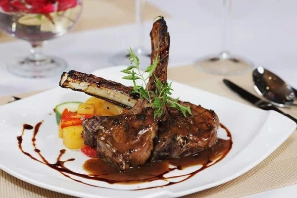 Về Ninh Thuận thưởng thức thịt cừu thơm ngon khó cưỡng