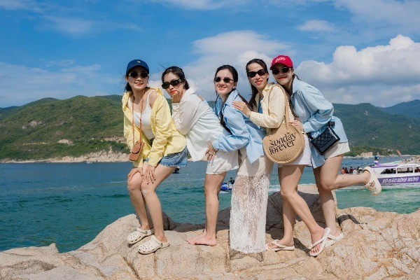 View - Vì sao dân văn phòng mê mẩn tour Bình Hưng 2 ngày 1 đêm? | Báo Tri thức và Cuộc sống - TIN TỨC PHỔ BIẾN KIẾN THỨC 24H