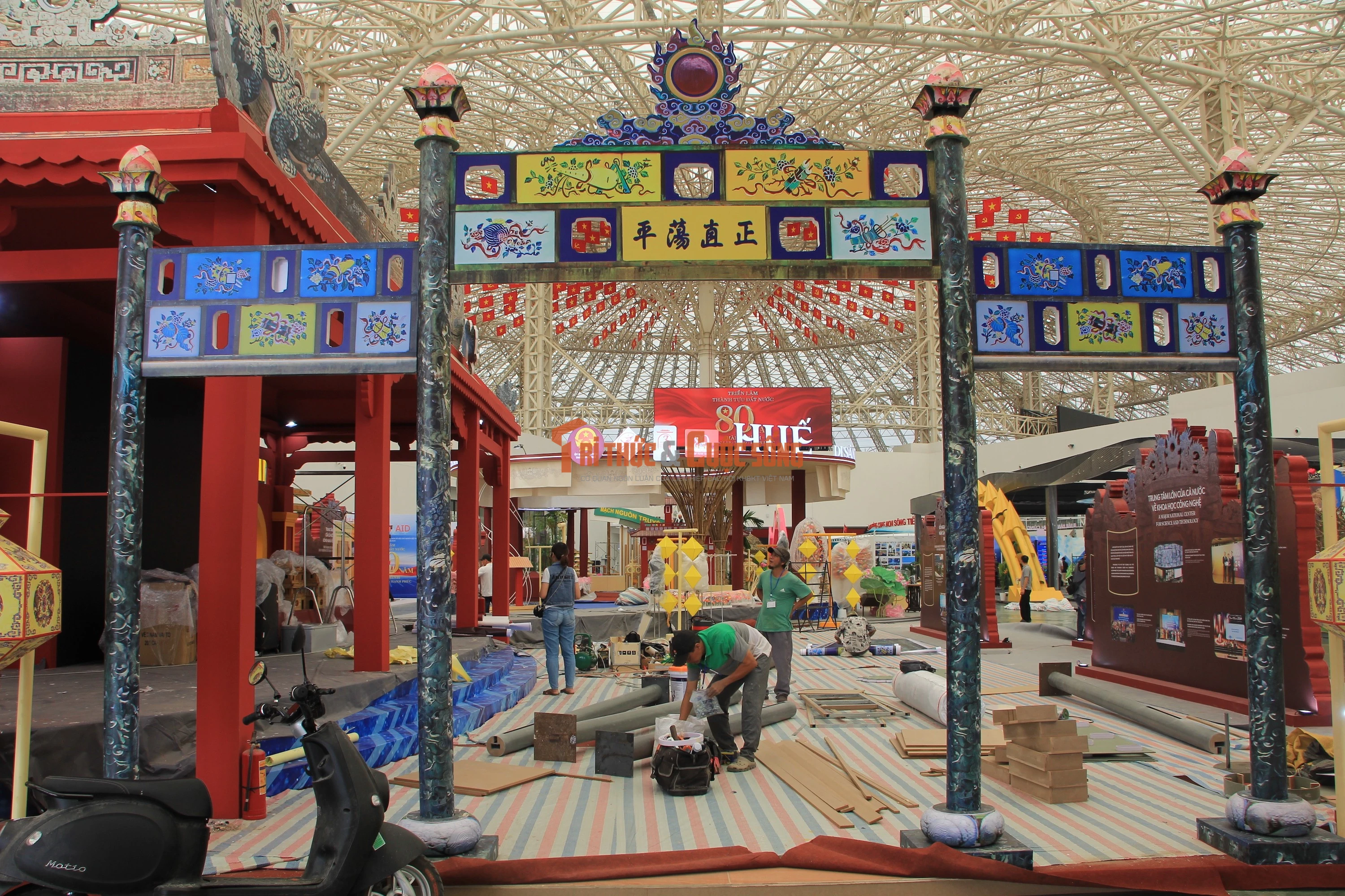 Choáng ngợp với gian hàng các địa phương tại Triển lãm Thành tựu đất nước