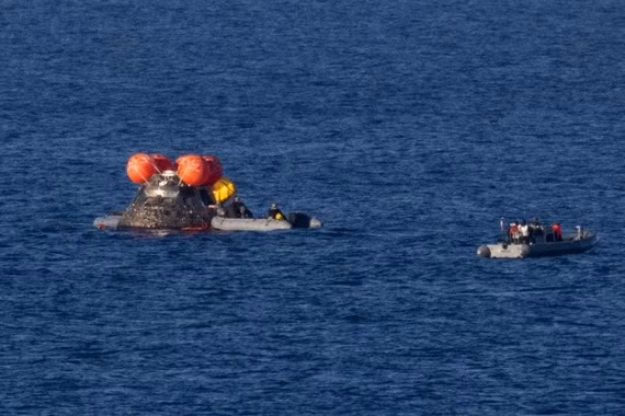 Phi hành đoàn Artemis II hạ cánh thành công, hoàn thành sứ mệnh lịch sử