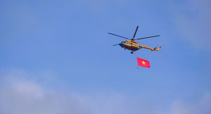 Trực thăng A80 rời Thủ đô, mang theo dấu ấn ngày hội non sông