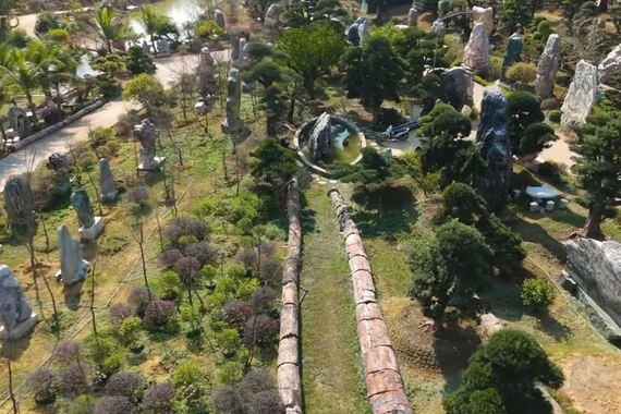 Bên trong vườn cây cảnh và đá nghệ thuật hơn 2ha của Phó Chủ tịch FPT 