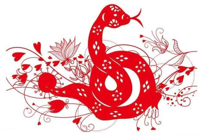 Tuổi Tỵ – Thời tới cản không nổi, giàu có bất ngờ. Qua đêm nay, người tuổi Tỵ sẽ bước vào thời điểm cực kỳ may mắn. Tài lộc vây quanh họ tới tận Tết Đoan Ngọ 5/5 âm lịch.