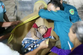 Đêm không ngủ của người dân vùng tâm bão số 5