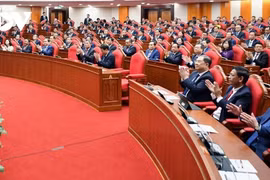 Đổi mới công tác tư tưởng để 'nói đi đôi với làm' trong phòng, chống tham nhũng