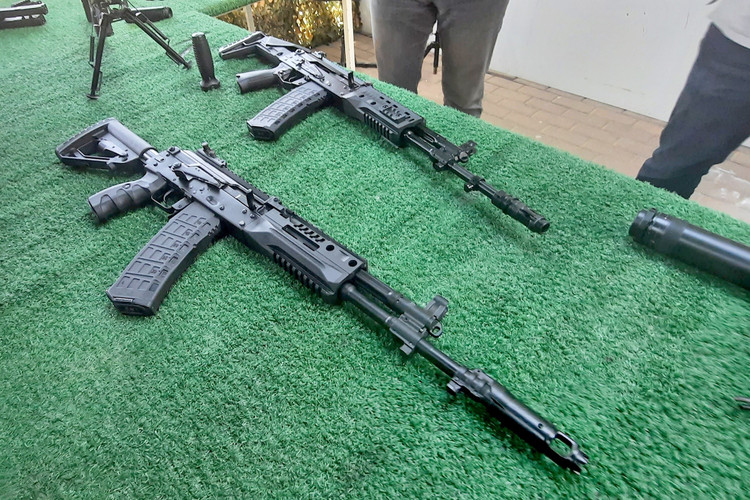 3-560.jpg