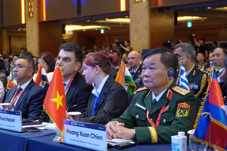 Thượng tướng Hoàng Xuân Chiến tại Đối thoại SDD-14. dsc08210.jpg