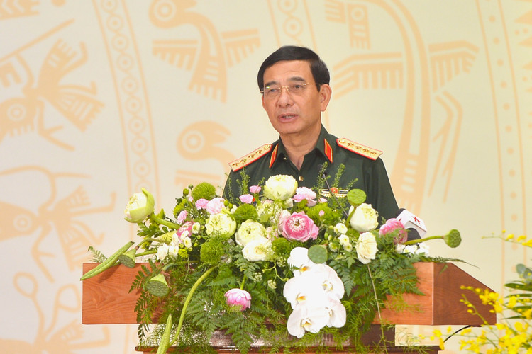 Đại tướng Phan Văn Giang phát biểu tại buổi gặp mặt. Ảnh: Đình Huy dh6-5426.jpg