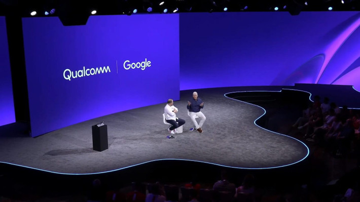 Sự xuất hiện của ông Rick Osterloh, Phó Chủ tích cấp cao phụ trách Thiết bị và Dịch vụ của Google, cùng CEO Qualcomm ông Cristiano Amon đã tiết lộ một dự án hợp tác đầy tham vọng. Rick Osterloh, cho biết các chi tiết về việc Google phát triển Android cho PC sử dụng chip Snapdragon.