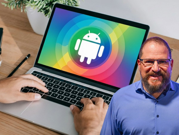 Điều thú vị nhất là phản ứng của CEO Qualcomm khi được hỏi về dự án này. Ông Amon không giấu được sự phấn khích khi tuyên bố: "Tôi đã thấy nó rồi, thật không thể tin được. Nó thực hiện được tầm nhìn hội tụ giữa di động và PC. Tôi không thể chờ đợi để có một chiếc."