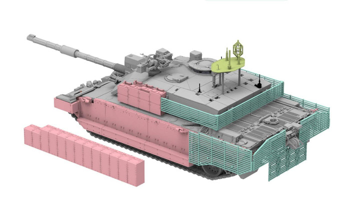 Challenger 2 TES Megatron được trang bị lớp giáp phức hợp Chobham thế hệ thứ hai (còn gọi là Dorchester), vốn được coi là một trong những loại giáp tốt nhất thế giới. Thành phần của giáp Dorchester là bí mật quân sự, nhưng được cho là cứng hơn thép gấp đôi và có khả năng vô hiệu hóa đạn chống tăng nổ lõm (HEAT) cũng như đạn xuyên giáp (APFSDS).
