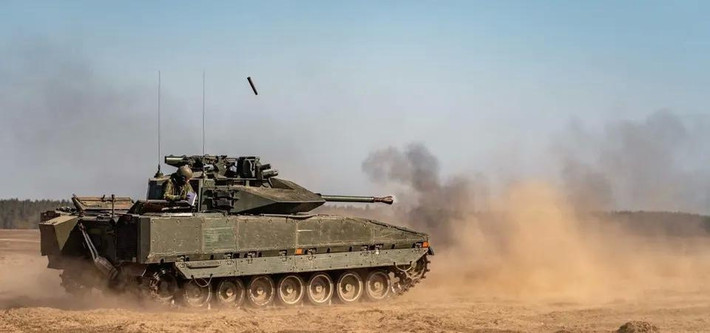 Về CV90, quân đội Ukraine đánh giá cao khả năng bảo vệ mạnh mẽ, tốc độ cao và vũ khí mạnh mẽ. Do đó, đây là một giải pháp tốt để sử dụng trực tiếp. Chiến trường luôn có những tùy biến khác nhau và không loại trừ khả năng những phương tiện chiến đấu bộ binh thông thường còn đảm nhiệm vai trò pháo phòng không tự hành trong thời gian tới.