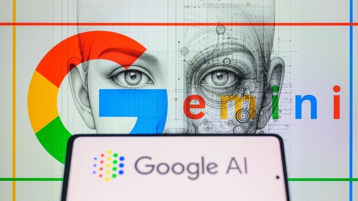 Trong khi đó, Sam Altman của OpenAI thì chỉ trích mạnh mẽ chủ trương hút máu nhân tài AI của Mark Zuckerberg. Ông ví von đó là "kẻ trộm" và thậm chí so sánh Meta AI với "lính đánh thuê". Việc các nhân sự cấp cao về AI rời đi khiến cho những lỗi tương tự như việc Gemini rơi vào vòng tự kỷ trở nên rất khó giải quyết.