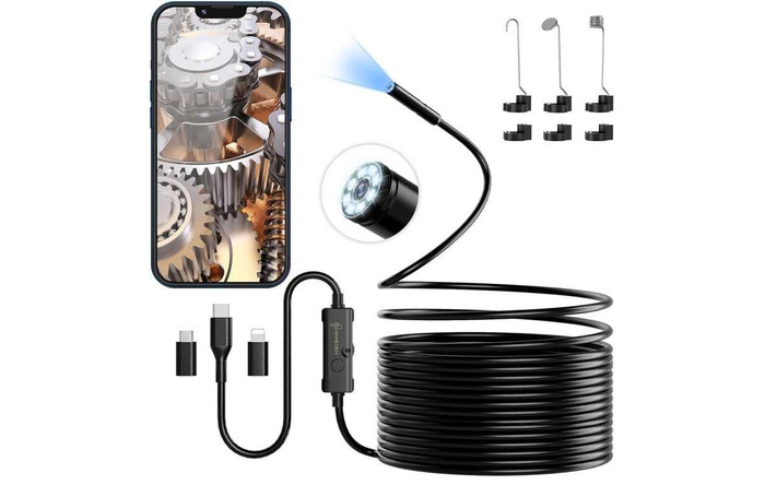 Mặc dù không phải là thứ bạn sẽ sử dụng hàng ngày, nhưng camera nội soi này chắc chắn sẽ rất hữu ích trong nhiều tình huống. Bạn chỉ cần cắm nó vào điện thoại, cài đặt ứng dụng và xem mọi thứ camera làm được. Nó có thể được dùng để tìm bất cứ thứ gì họ đánh rơi sau bàn làm việc, khi đang sửa xe, hoặc tìm kiếm rò rỉ đường ống. Vì nó được trang bị chuẩn chống nước để có thể tìm chiếc nhẫn bị rơi vào bồn rửa hay thậm chí là đi câu cá. Camera sẽ đi kèm với một dây cáp bán cứng dài và một số phụ kiện như móc, nam châm và gương.