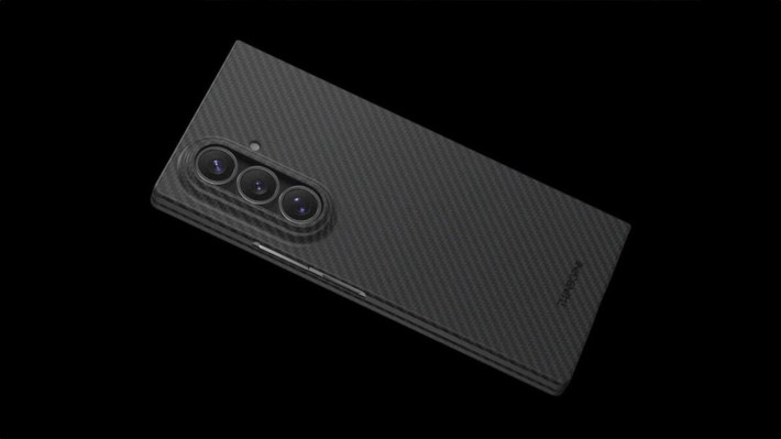 Hai camera còn lại bao gồm máy ảnh góc siêu rộng 12MP và camera tele 10MP với zoom quang 3x, có hỗ trợ OIS. Camera góc siêu rộng của Z Fold7 nhiều khả năng sẽ hỗ trợ lấy nét tự động giống như Galaxy S25 Edge. Chúng ta cũng có thể thấy nút nguồn mỏng của điện thoại (được tích hợp máy quét dấu vân tay bên dưới) và nút chỉnh âm lượng ở cạnh phải.