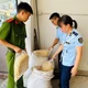 Quảng Ninh thu giữ 100 kg ruốc gà không rõ nguồn gốc, không nhãn mác