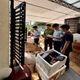Xử phạt hơn 30 triệu đồng một cơ sở kinh doanh hàng nhập lậu