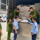 Tạm giữ hơn 3 tấn đường cát nhập lậu ở Nghệ An