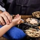 Hộ kinh doanh Lương y Võ Thị Sáu Chăm sóc Sức khoẻ bị phạt