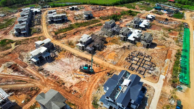 Dãy biệt thự dự án Wynham Thanh Thủy xây xong sau 1 ngày cấp phép - Hình 3 Day biet thu du an Wynham Thanh Thuy xay xong sau 1 ngay cap phep-Hinh-3