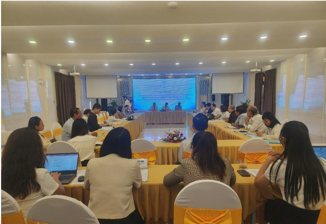 Phổ biến một số quy định mới về công tác thi đua, khen thưởng Pho bien mot so quy dinh moi ve cong tac thi dua, khen thuong