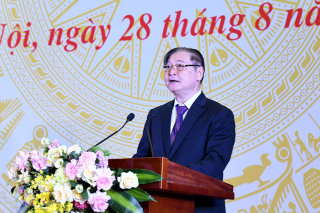 Chủ tịch Quốc hội Trần Thanh Mẫn: “Các trí thức tiêu biểu là tấm gương truyền cảm hứng” - Hình 3 Chu tich Quoc hoi Tran Thanh Man: “Cac tri thuc tieu bieu la tam guong truyen cam hung”-Hinh-3