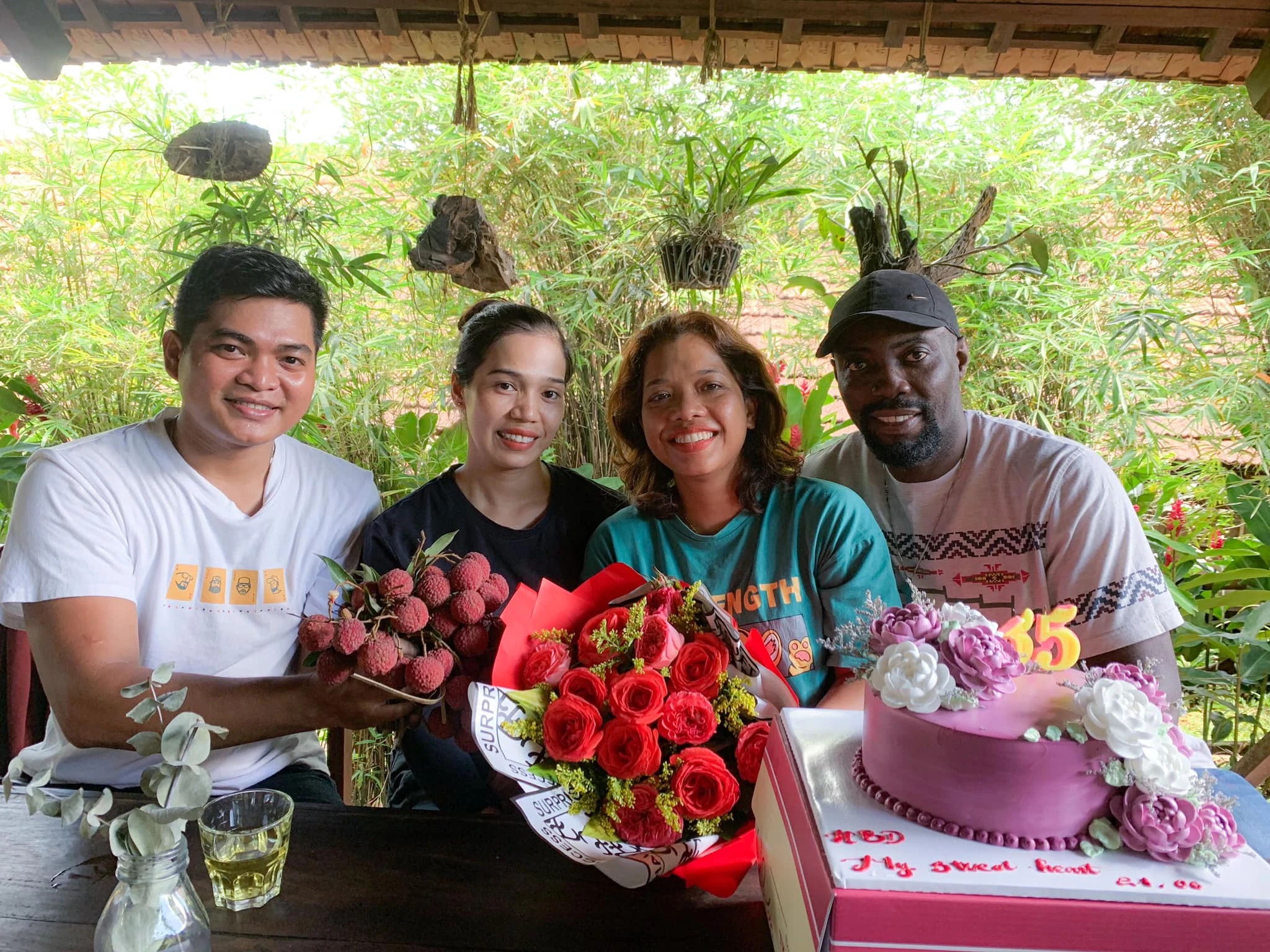 Lời hứa của chàng trai châu Phi đã thành sự thực khi đầu năm 2024, anh về Việt Nam để cưới được người yêu.