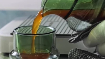 Tách cà phê đắt nhất thế giới gần 18 triệu đồng ngon cỡ nào?