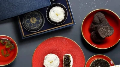 Những chiếc bánh trung thu đắt đỏ nhất thế giới 