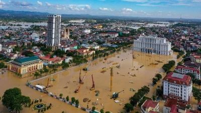Hơn 907 tỷ đồng đăng ký ủng hộ đồng bào gặp thiên tai, bão lũ