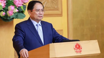 Thủ tướng kêu gọi doanh nghiệp Anh thực hiện 6 đột phá