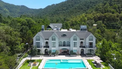 Ngắm biệt thự siêu khủng 6.500m2 "trọn vẹn" giữa rừng thông 