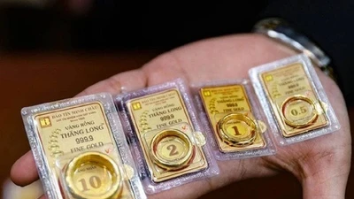 Giá vàng hôm nay 03/7: Lặng sóng?