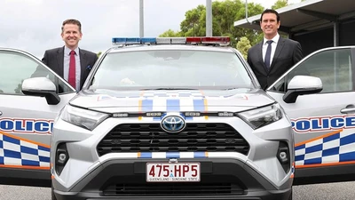 Toyota RAV4 hybrid của cảnh sát Australia bị quá nhiệt pin