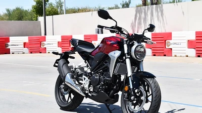 Honda Việt Nam triển khai chiến dịch triệu hồi CB150R & CB300R