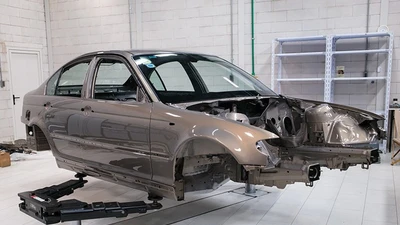 Dân chơi Việt chi 1,5 tỷ đồng khôi phục BMW 325i E46