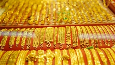 Giá vàng hôm nay 21/8: Vàng SJC rời đỉnh?