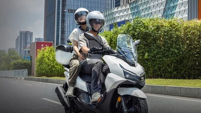 Honda NWT150 mới ra mắt, xe tayb ga có cảnh báo điểm mù