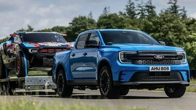 Ford Ranger MS-RT PHEV 2026 - xe bán tải cơ bắp xanh, mạnh hơn