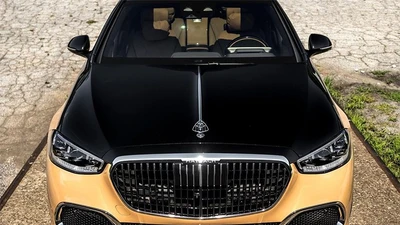 "Soi" Mercedes-Maybach S680 Virgil Abloh Edition siêu đắt đỏ