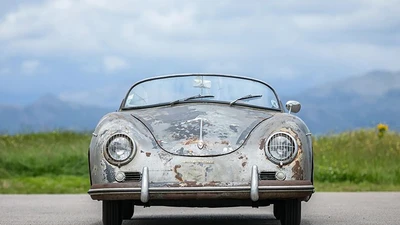 Porsche 356 Speedster "bỏ xó" hơn 60 năm rao bán 14 tỷ đồng