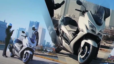 Cận cảnh Burgman 400 gần 178 triệu đồng, đối thủ Honda SH350