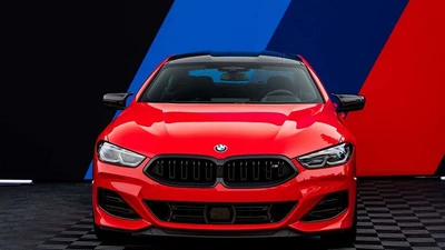 Cận cảnh BMW M850i Edition M Heritage 2026 từ 130.400 USD