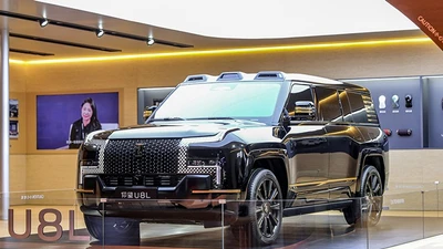 Yangwang U8L hơn 4,5 tỷ đồng của Trung Quốc, "đấu" Rolls-Royce Cullinan