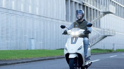 Xe máy điện Suzuki e-Access mở bán, dự đoán hơn 29 triệu đồng