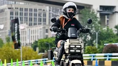 Honda Square X125 - xe tay ga crossover giá 47 triệu đồng 